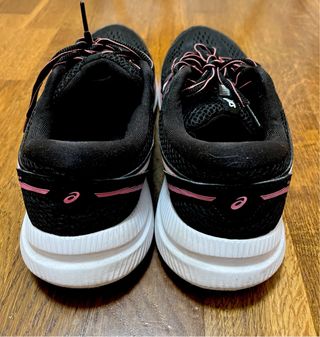 Zapatillas Asics Running Negras y Rosas