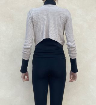 Cardigan corto maniche lunghe beige