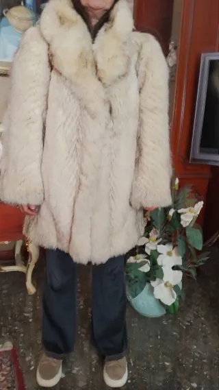 Abrigo piel zorro blanco