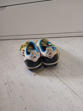 Zapatillas Fútbol Adidas Blancas y Amarillas