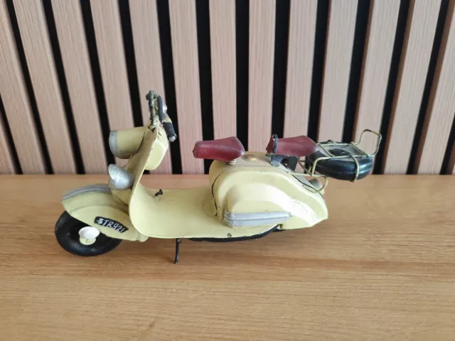 Vespa Decorativa Metal