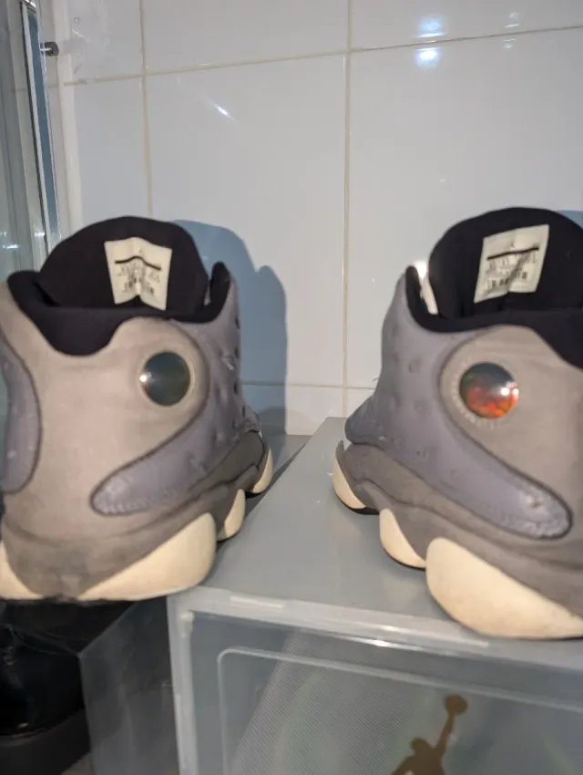 Jordan Retro 13 Atmosphere Grey Talla 43