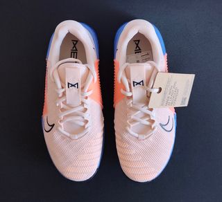 T38 - W Nike Metcon 9 - guava ice