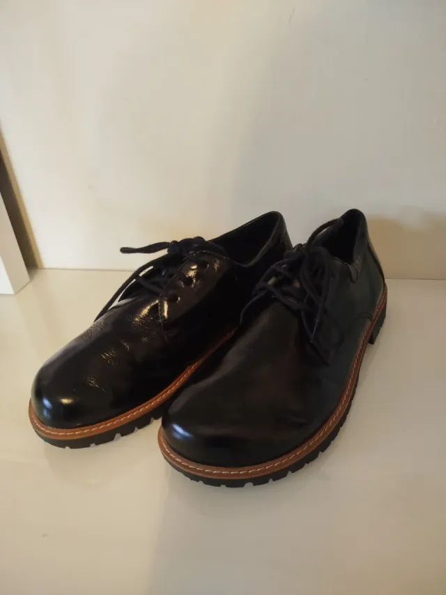 Scarpe stringate Helvesko nere