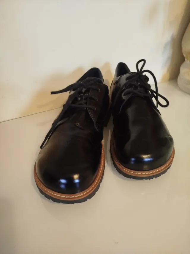 Scarpe stringate Helvesko nere