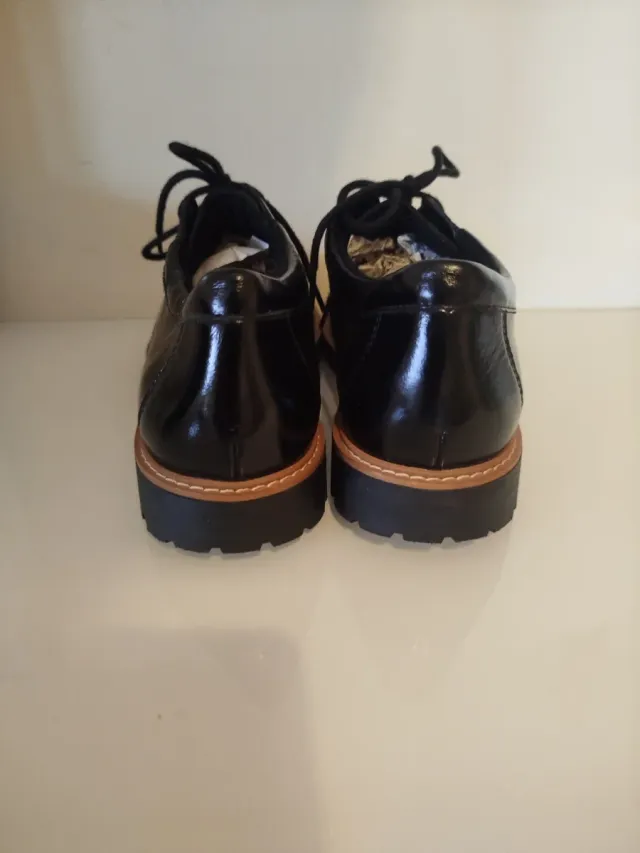 Scarpe stringate Helvesko nere