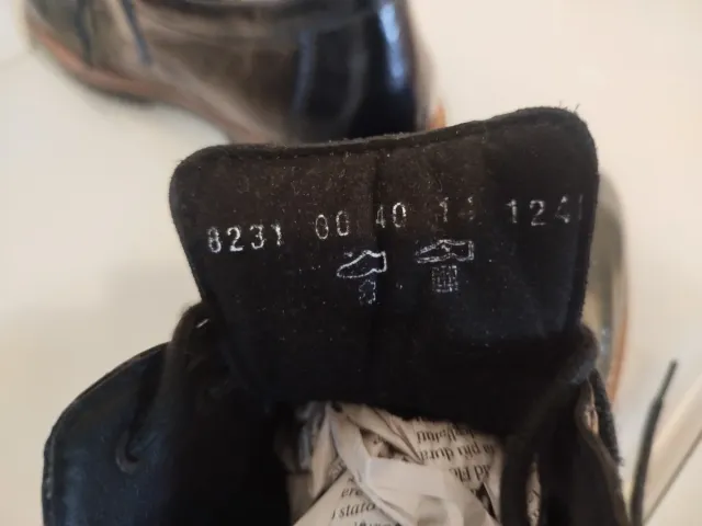 Scarpe stringate Helvesko nere