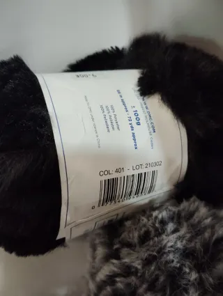 Ovillo DMC Samara Luxe Fur Effect Yarn