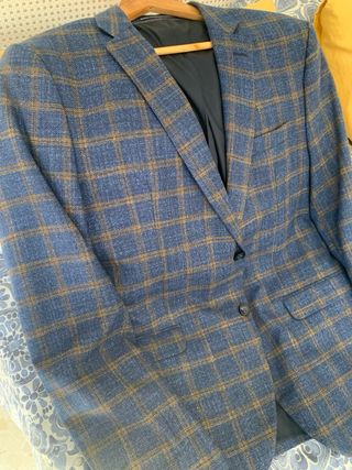 Blazer cuadros azul y marrón impecable