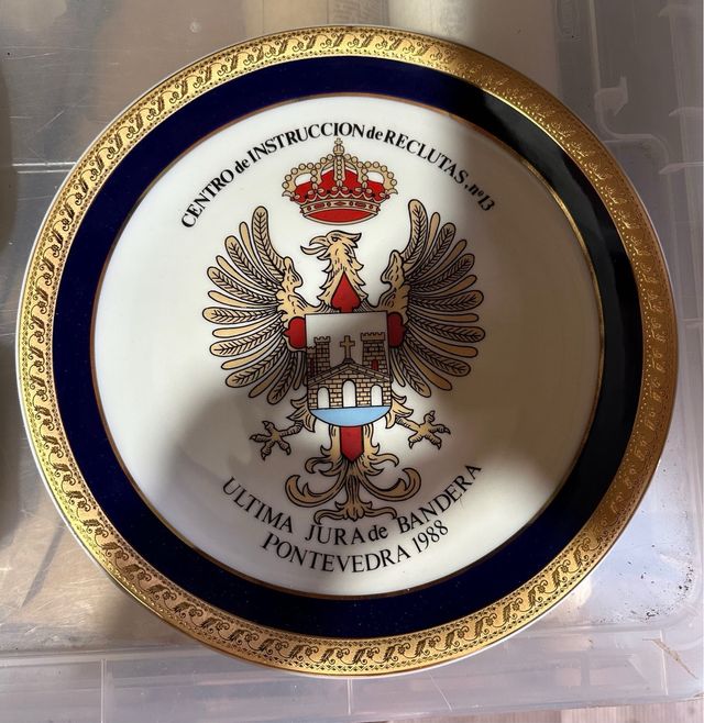 Lote 4 platos decorativos ejército español