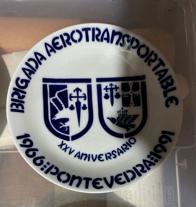 Lote 4 platos decorativos ejército español