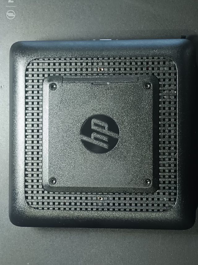 Thin Client HP T520 8GB RAM + SSD 128GB.