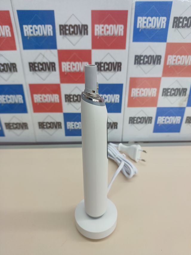 ✅ Escova de dentes elétrica iO9 branca com estojo de viagem Oral-B