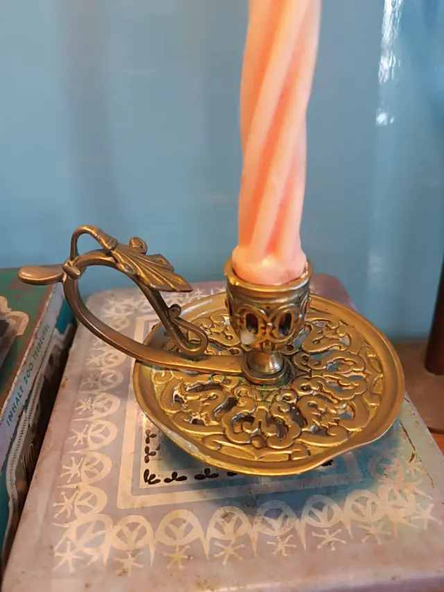 Palmatorias antiguas de latón