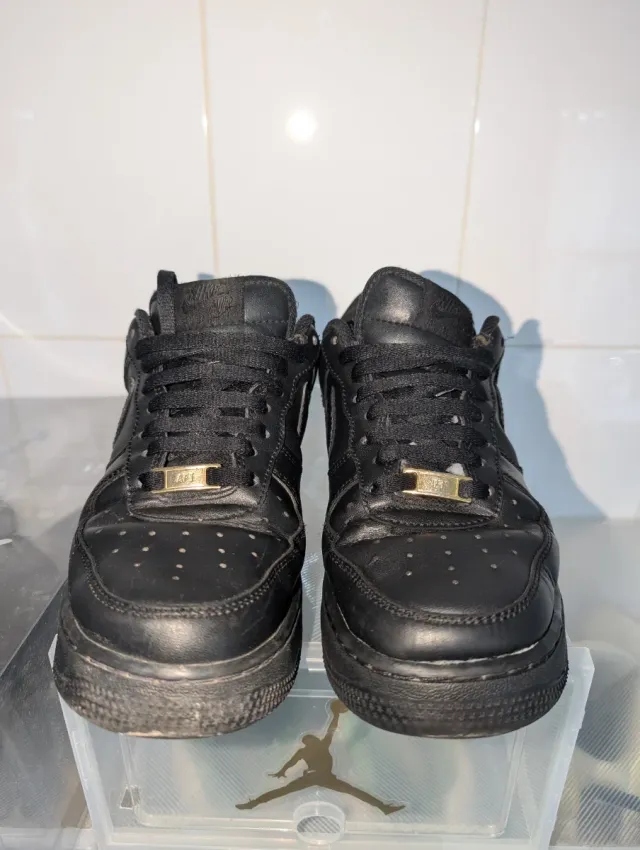 Nike Air Force 1 Talla 42.5 Negro