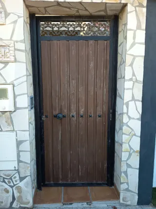 Puerta Exterior Automática 210 x 90 cms