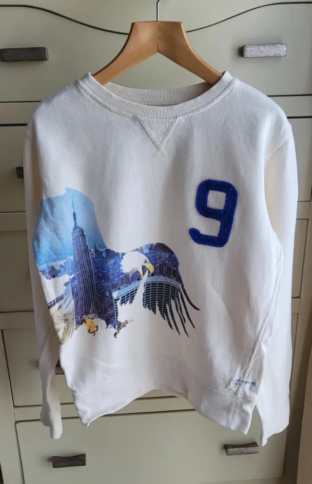 Lote 2 sudaderas niño de Gocco y L.O.G.G.