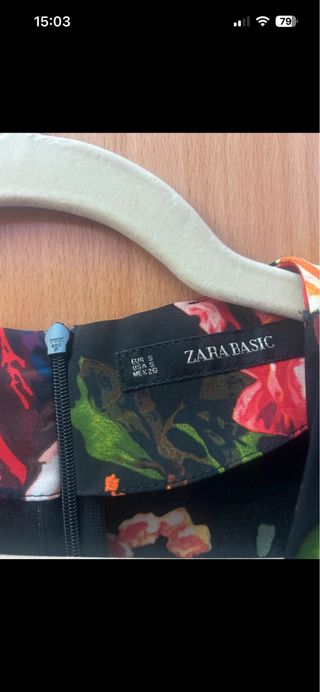 Vestido Zara Basic flores S