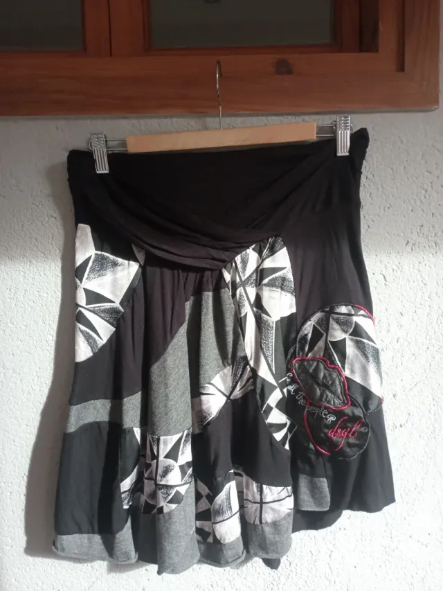 Falda Desigual Talla M