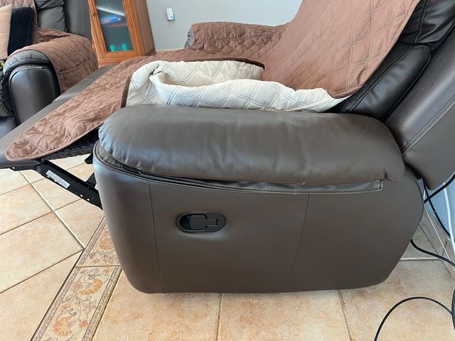 Sofá de 2 plazas de cuero marrón