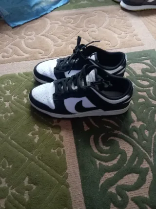 Zapatillas Nike Dunk Low Blancas y Negras