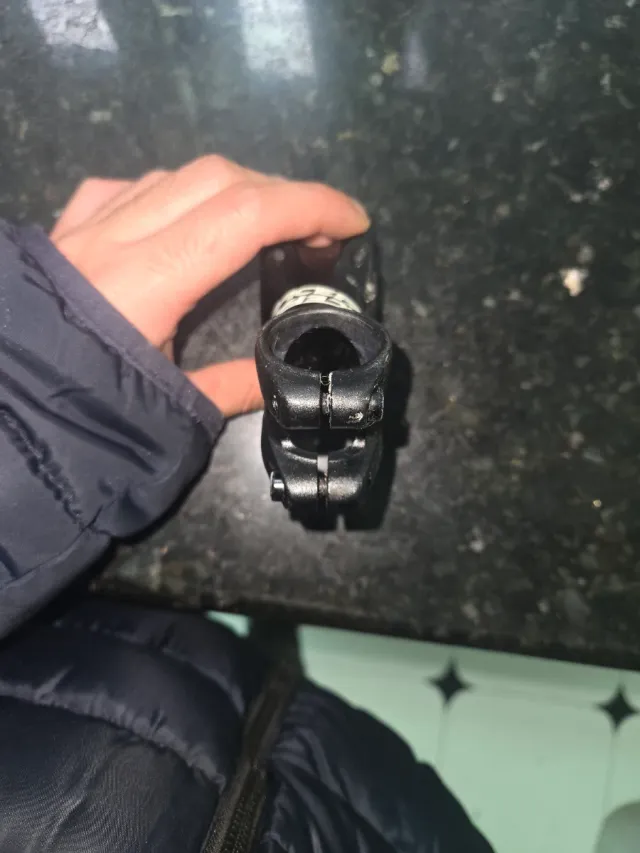 Potencia Race Face Negra