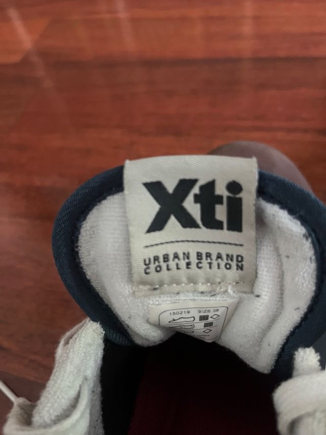 Tênis Esportivo Munich Azul e Marrom