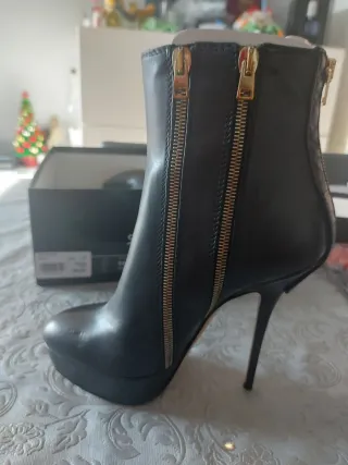 Stivaletti Sebastian n.37 zip oro