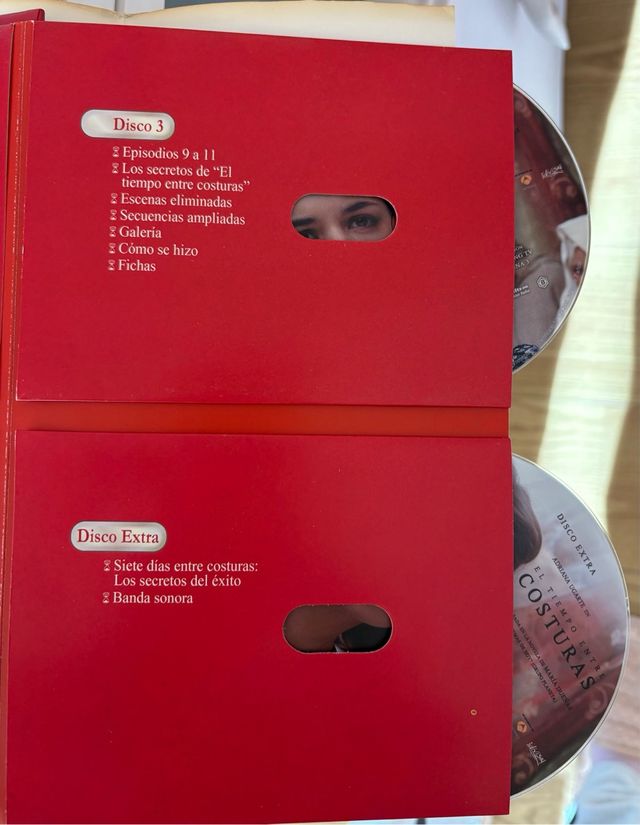 El Tiempo Entre Costuras Blu-ray + Libro