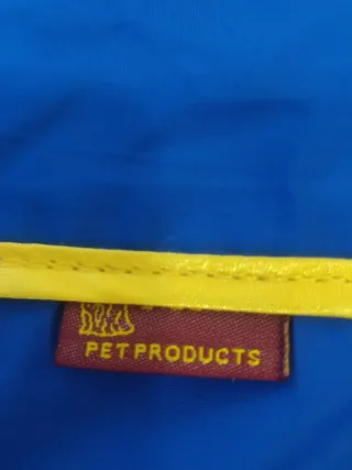 Chubasquero para perro azul con capucha