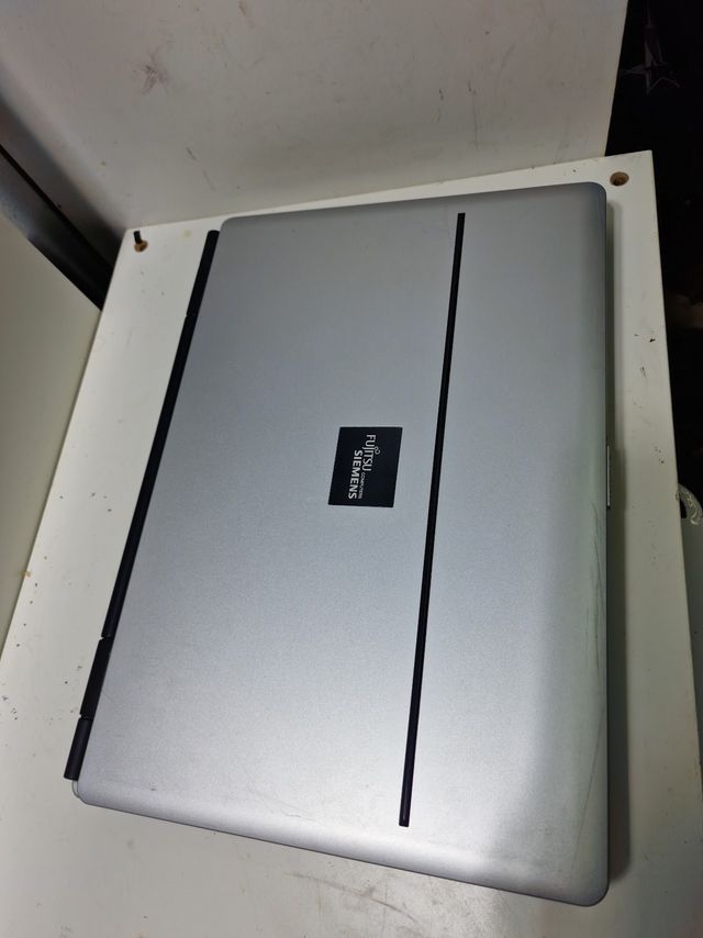 Portátil Fujitsu Siemens Amilo Pi 2515