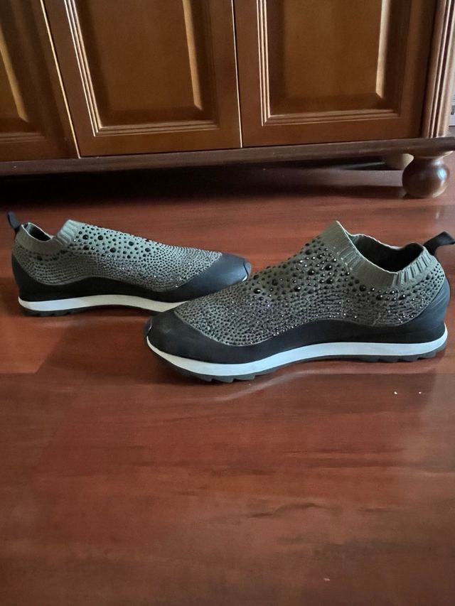 Tênis esportivos femininos