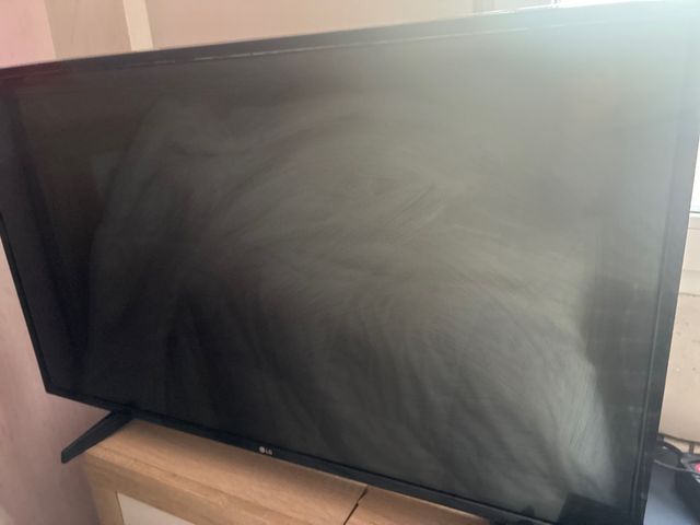 Televisor LG Negro