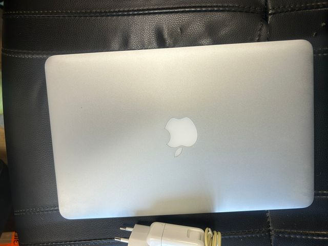 MACbook air 13" 2015 256GB Original con Cargador