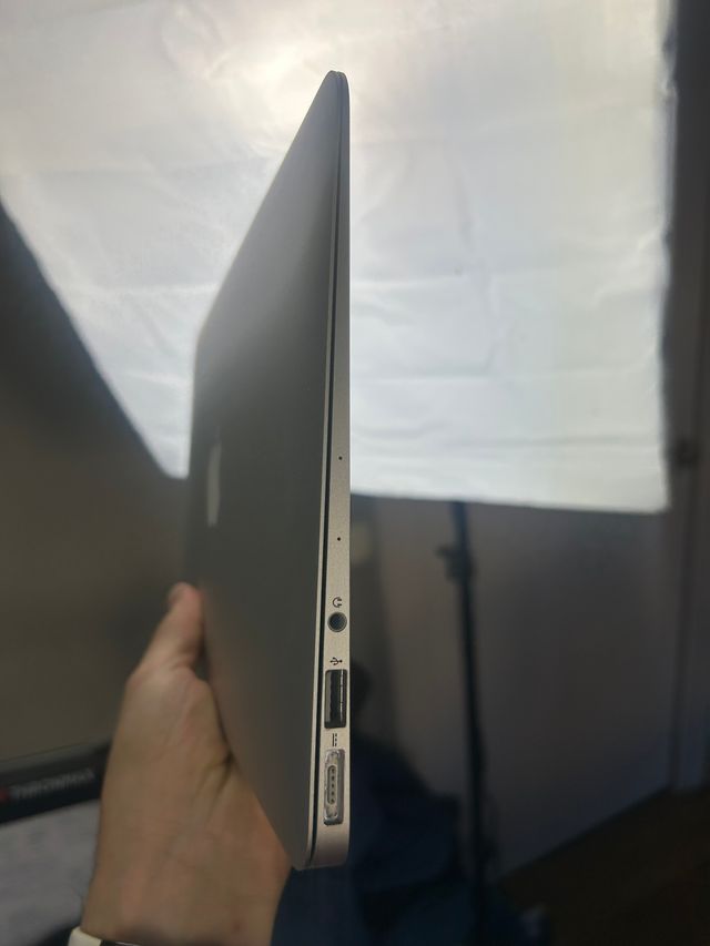 MACbook air 13" 2015 256GB Original con Cargador