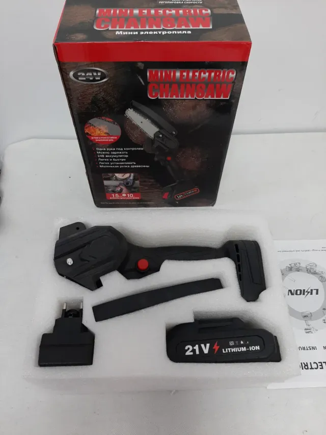 Mini motosierra eléctrica 24V sin estrenar