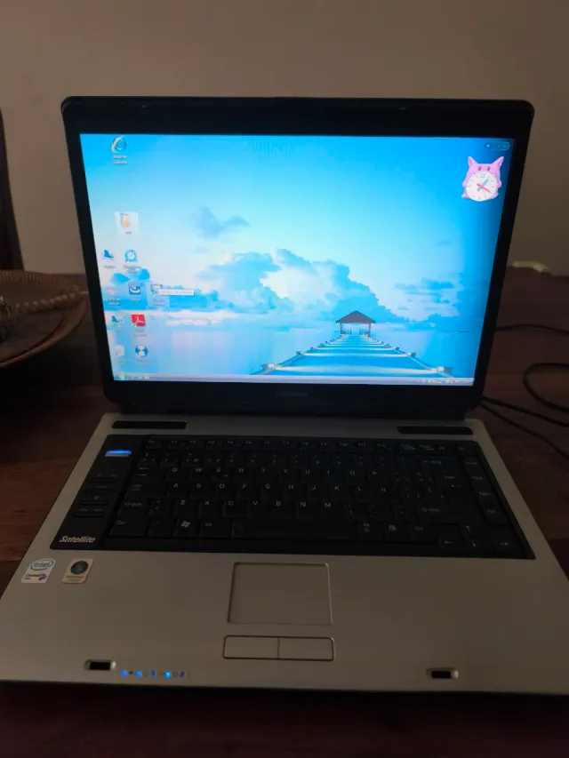 Portátil Toshiba Satellite A100 Plata/Negro Dvd