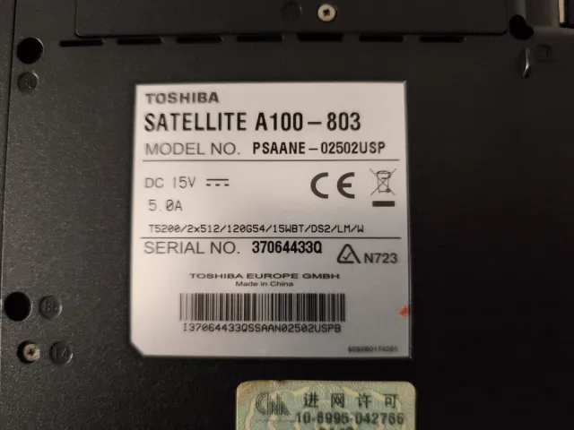 Portátil Toshiba Satellite A100 Plata/Negro Dvd