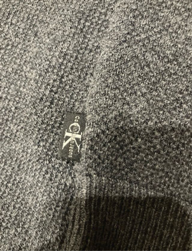 Jersey Calvin Klein Gris Vintae Clásico Elegante