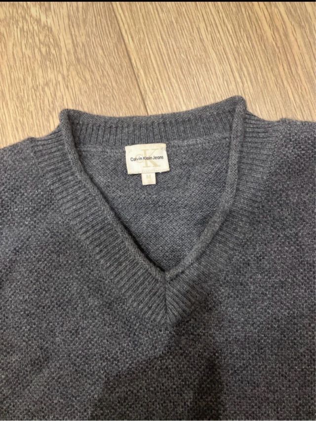 Jersey Calvin Klein Gris Vintae Clásico Elegante