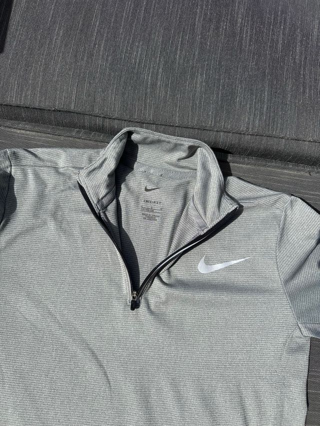 Nike half zip gris talla XS deportivo