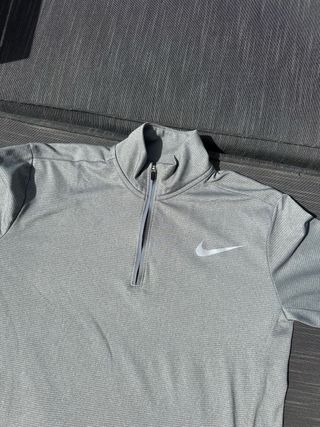 Nike half zip gris talla XS deportivo