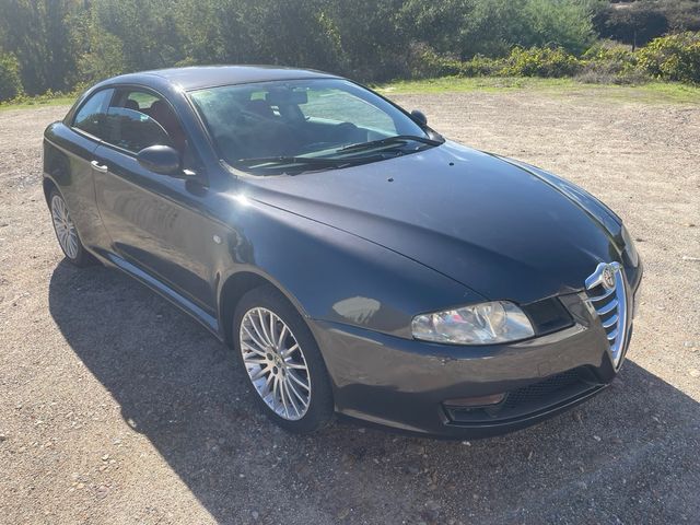 Alfa Romeo GT 1.9 JTD 150cv