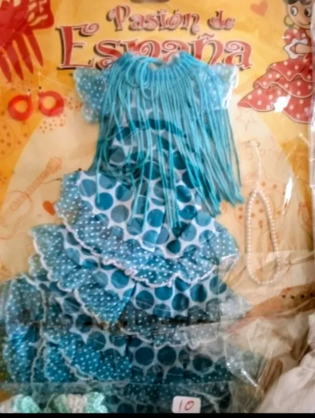 Lote Muñeca Barbie y Ropa y zapatos 