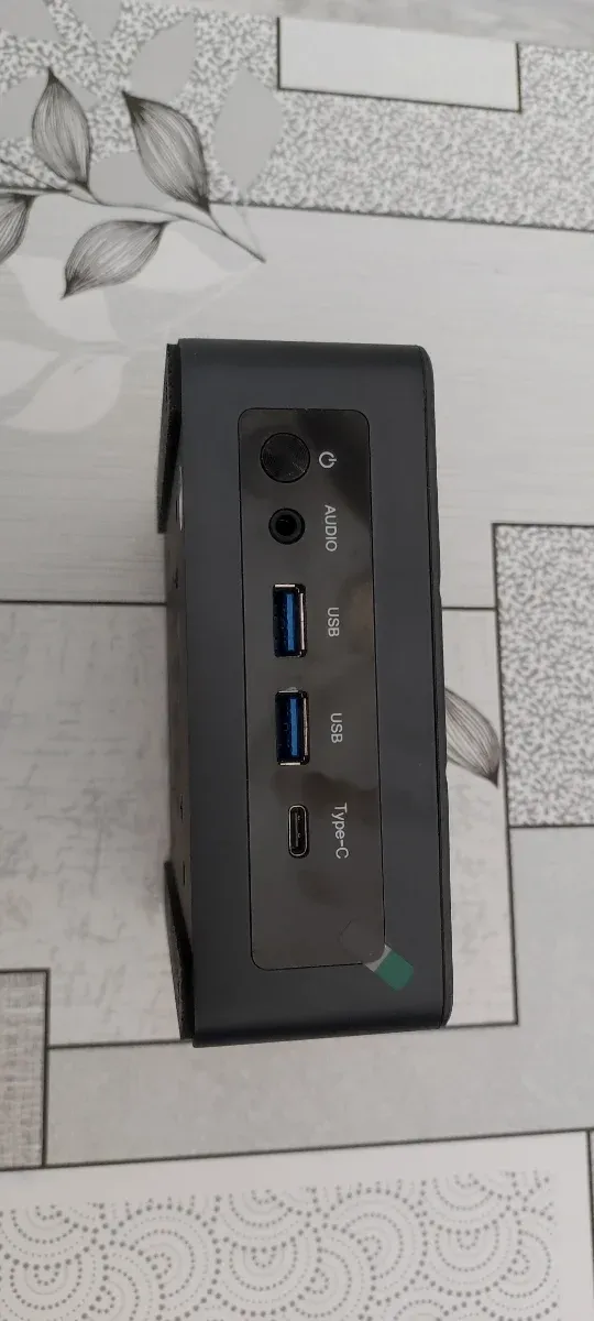 MINI PC RYZEN 7 7840HS 32GB RAM 1TB SSD WIFI 6