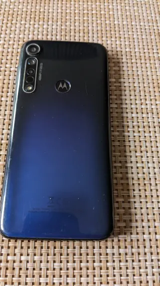 Motorola G8 Plus 64GB parti