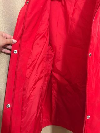 Abrigo Liz Claiborne Rojo