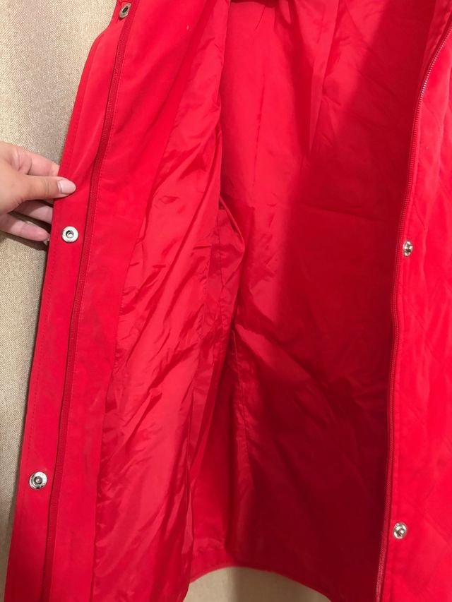 Abrigo Liz Claiborne Rojo