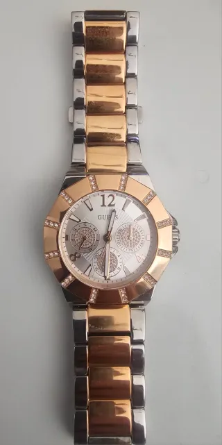 Reloj Guess Mujer Oro y Plata