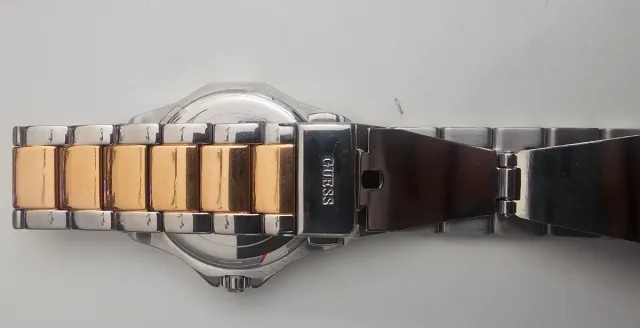 Reloj Guess Mujer Oro y Plata